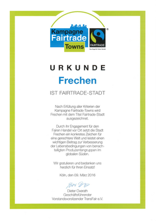 Das Bild zeigt die verliehende Urkunde zum Titel Fairtrade Stadt.