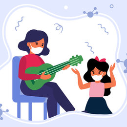 Musikunterricht in der Pandemie: Frau mit Gitarre und Kind, beide mit Mund-Nasen-Schutz